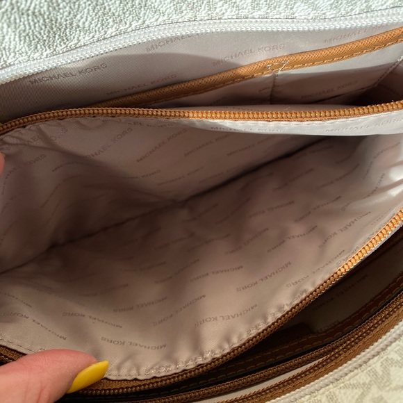 BEAUTIFUL MK SHOULDER BAG - Picture 11 of 15